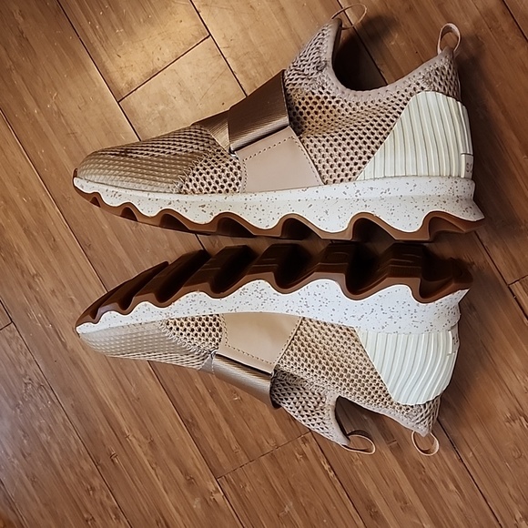 Sorel Kinetic Sneakers Tan sz 8 NEW Women's Shoes - Picture 5 of 9